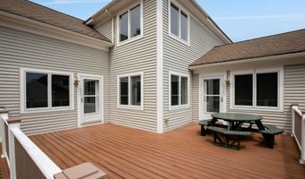 2 Beach Plum Lane U E, Bourne, MA 02532