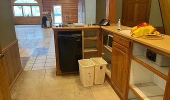 404 Airport Rd, Albert Lea, MN 56007