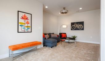 2216 MAIN LINE Blvd, Alexandria, VA 22301