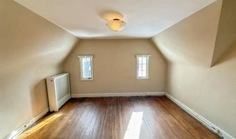 112 Oxford Pl, Bergenfield, NJ 07621