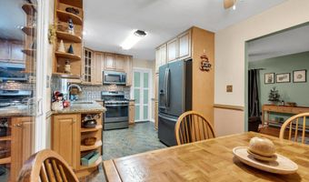 46 Bowline St, Beachwood, NJ 08722