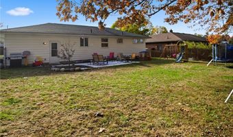 2239 Springfield Center Rd, Akron, OH 44312