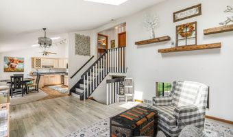 1801 W Cheyenne Ct, Polk City, IA 50226