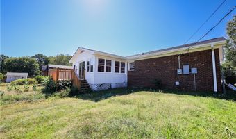 215 Scenic Cir, Boiling Springs, SC 29316