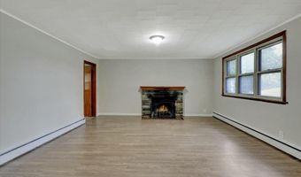 4 June Pl, Aberdeen, NJ 07747