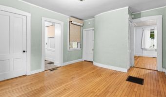 15 Grant St, Bangor, ME 04401
