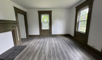 750 Oakland Rd, Belgrade, ME 04917