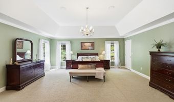 25 Ellison Dr, Bedford, NH 03110