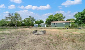 10532 MACAWAY Rd, Adkins, TX 78101