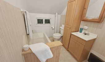 937 S 8th St, Albion, NE 68620