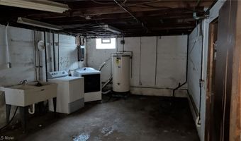 1078 Aberagg Rd, Atwater, OH 44201