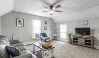 334 W 9th St, Auburn, IN 46706