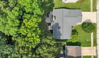 514 Great Hill Dr, Ballwin, MO 63021