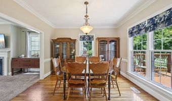 1818 Misty Hollow Ln, Apex, NC 27502