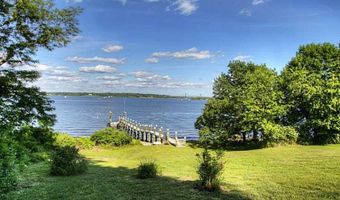 457 POPPASQUASH Rd, Bristol, RI 02809