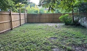 2815 Brown St, Alton, IL 62002