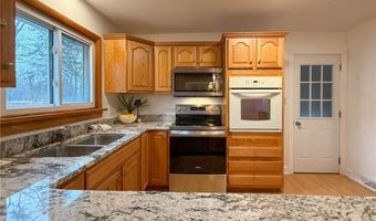 8 Burmont Ct, Utica, NY 13502