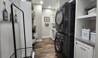 33765 S Coves Dr, Afton, OK 74331