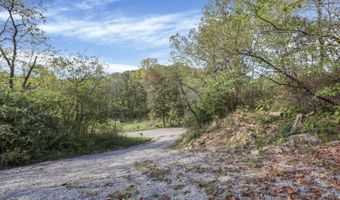 9806 Salem, Athens, OH 45701