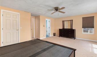 20 Pond Ct A, North Providence, RI 02904
