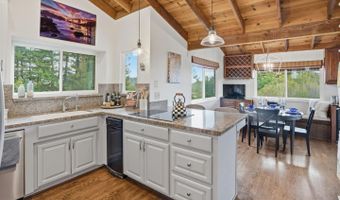 645 Skyward Dr, Aptos, CA 95003