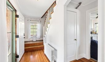 12 Blackstone St, Cumberland, RI 02864