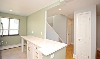 66 Girard Ave 312, Newport, RI 02840