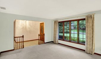 8537 Ridge Hill Dr, Indianapolis, IN 46217