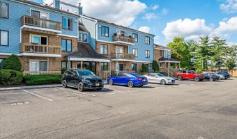 213 Peach St, Avenel, NJ 07001