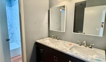 11 Mellor Ln, Bella Vista, AR 72715