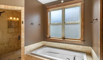 2014 Commonwealth St, Bozeman, MT 59718
