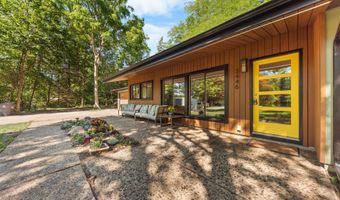 3446 Charing Cross Rd, Ann Arbor, MI 48108