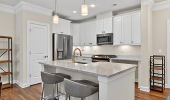 6101 FAIRVIEW FARM Dr 207, Alexandria, VA 22315