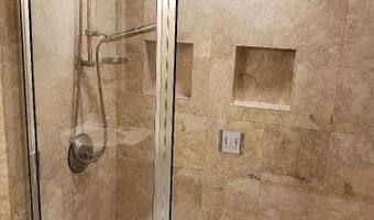 1530 KEY Blvd 1319, Arlington, VA 22209