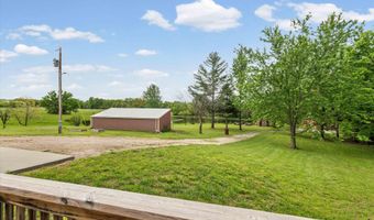5704 County Road 262, Auxvasse, MO 65231