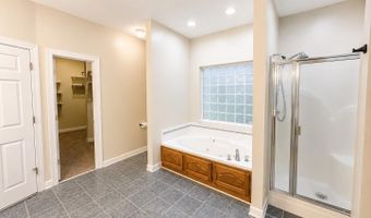 204 HAZEL CREEK Trl, Anniston, AL 36207