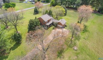 2072 Walnut St, Albertville, AL 35950