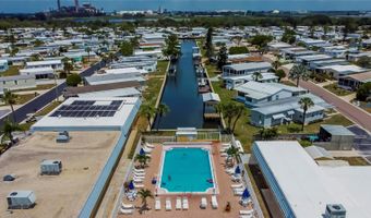 209 N SAINT THOMAS Cir, Apollo Beach, FL 33572