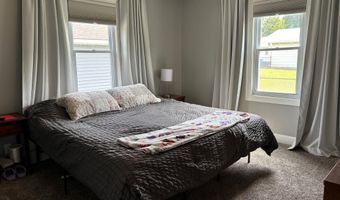 109 Patricia St, Agency, IA 52530