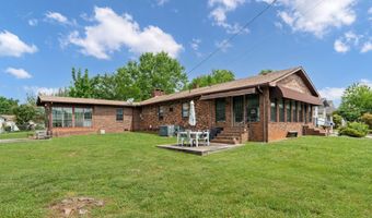 924 E Madison Ave, Athens, TN 37303