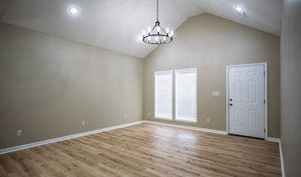 111 College St, Batesville, MS 38606