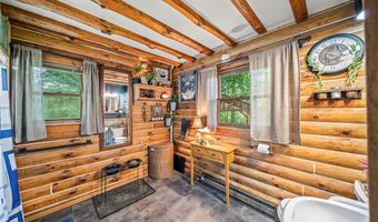 602 E River View Dr, Austinburg, OH 44010