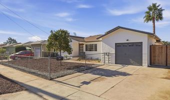 629 Goldenrod St, Escondido, CA 92027