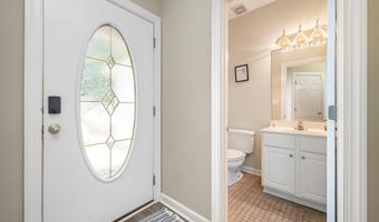 25 Silver Pl Apt B, Angier, NC 27501