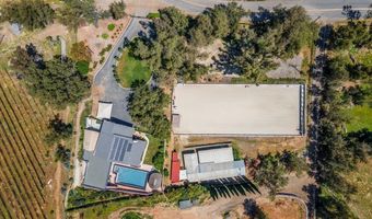 2573 Kauana Loa Dr, Escondido, CA 92029