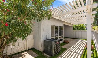 909 S S. Lake Summit Dr, Anaheim, CA 92807