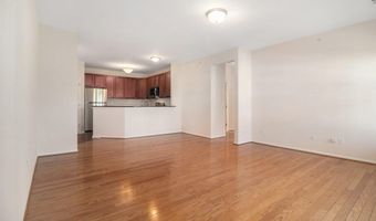 937 E E Summerfield Glen Cir, Ann Arbor, MI 48103