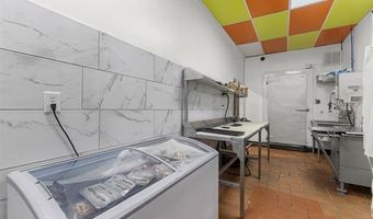 14730 Champaign Rd, Allen Park, MI 48101