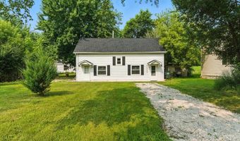 42448 N Lake Ave, Antioch, IL 60002