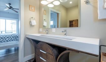 10 Bogue Chitto Ln, Bar Harbor, ME 04609